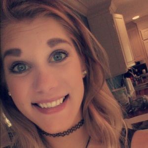 Meet your Posher, Erica