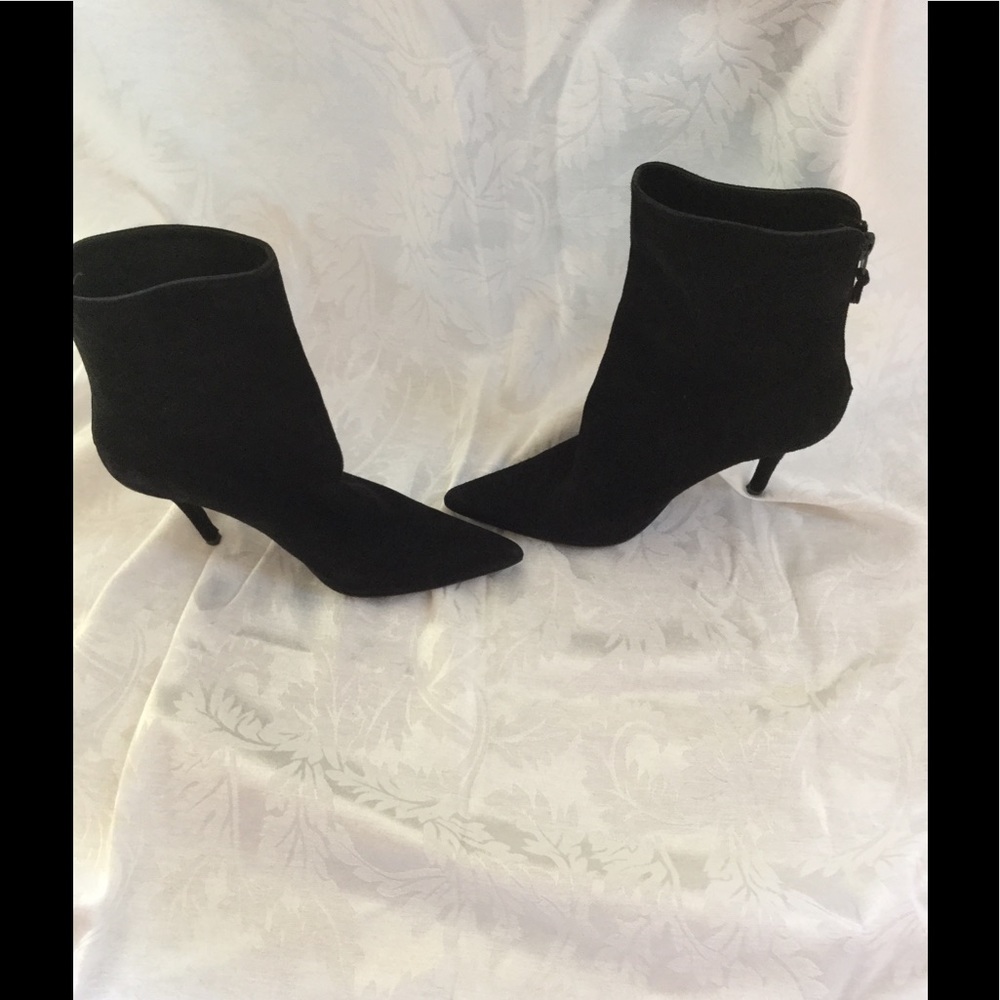 Stuart Weitzman 3/4 length Suede black boots