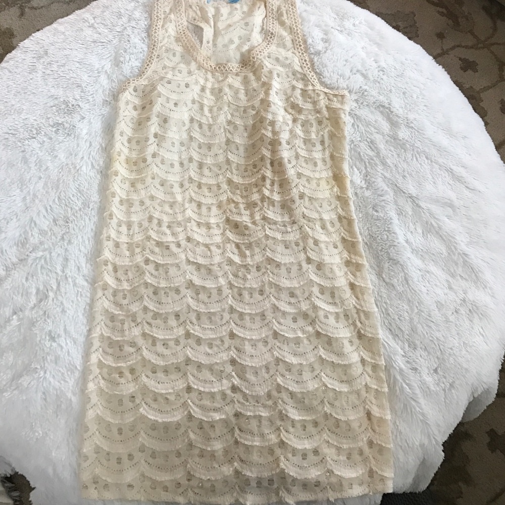 Ready for the beach in this swimsuit coverup!