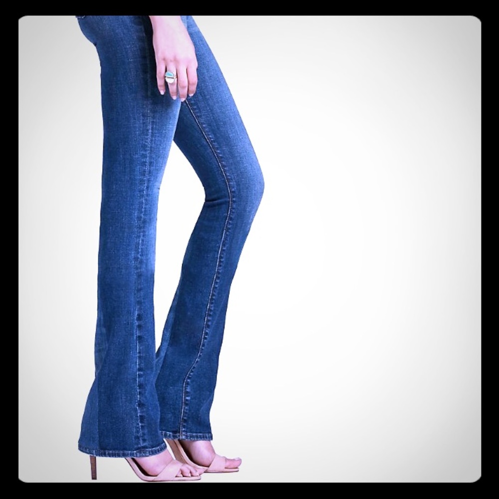 2xHOST PICK🥂🍀Lucky Brand Blue Jeans🍀