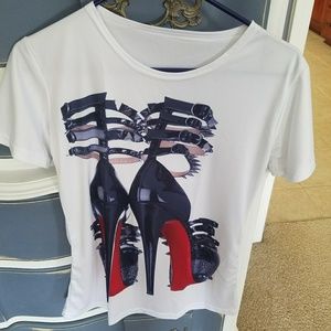 New w/o tags. NEVERWORN. Size XL. Fits like Medium