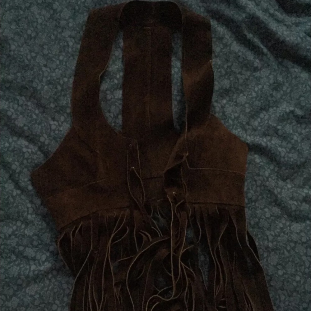 Suede vest 100% with tassels