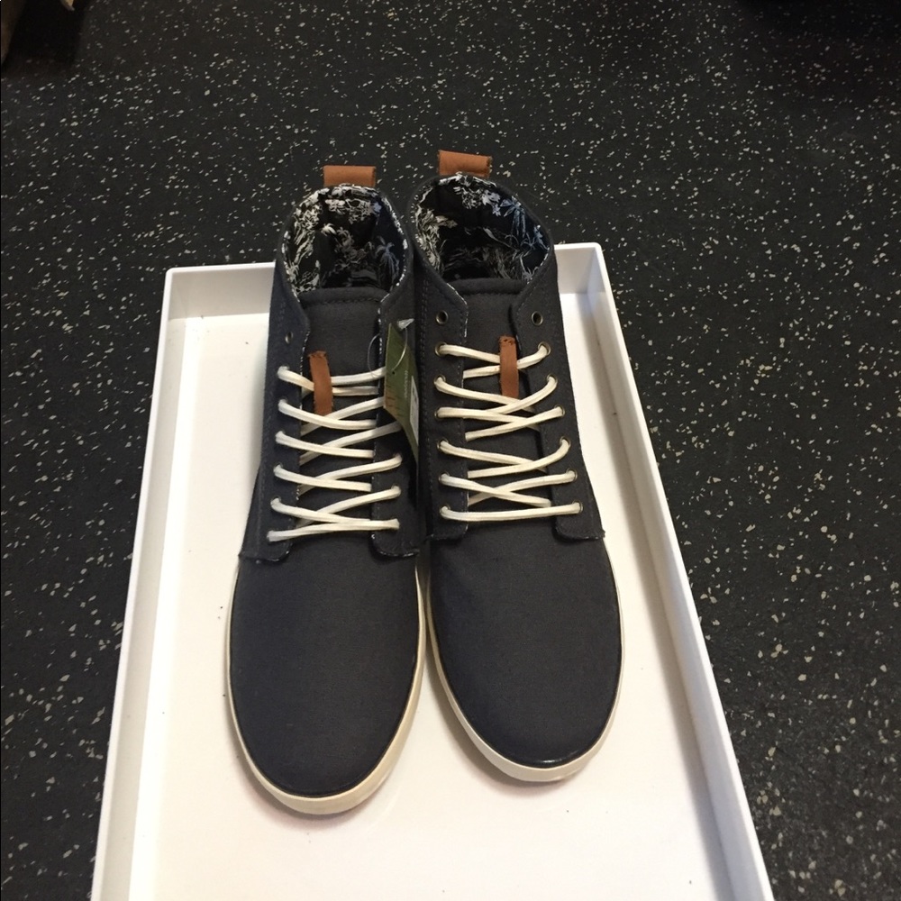 Reef high top sneakers