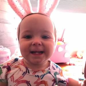 Meet your Posher, Holly