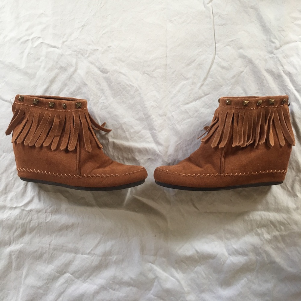 Fringe Ankle wedge Booties