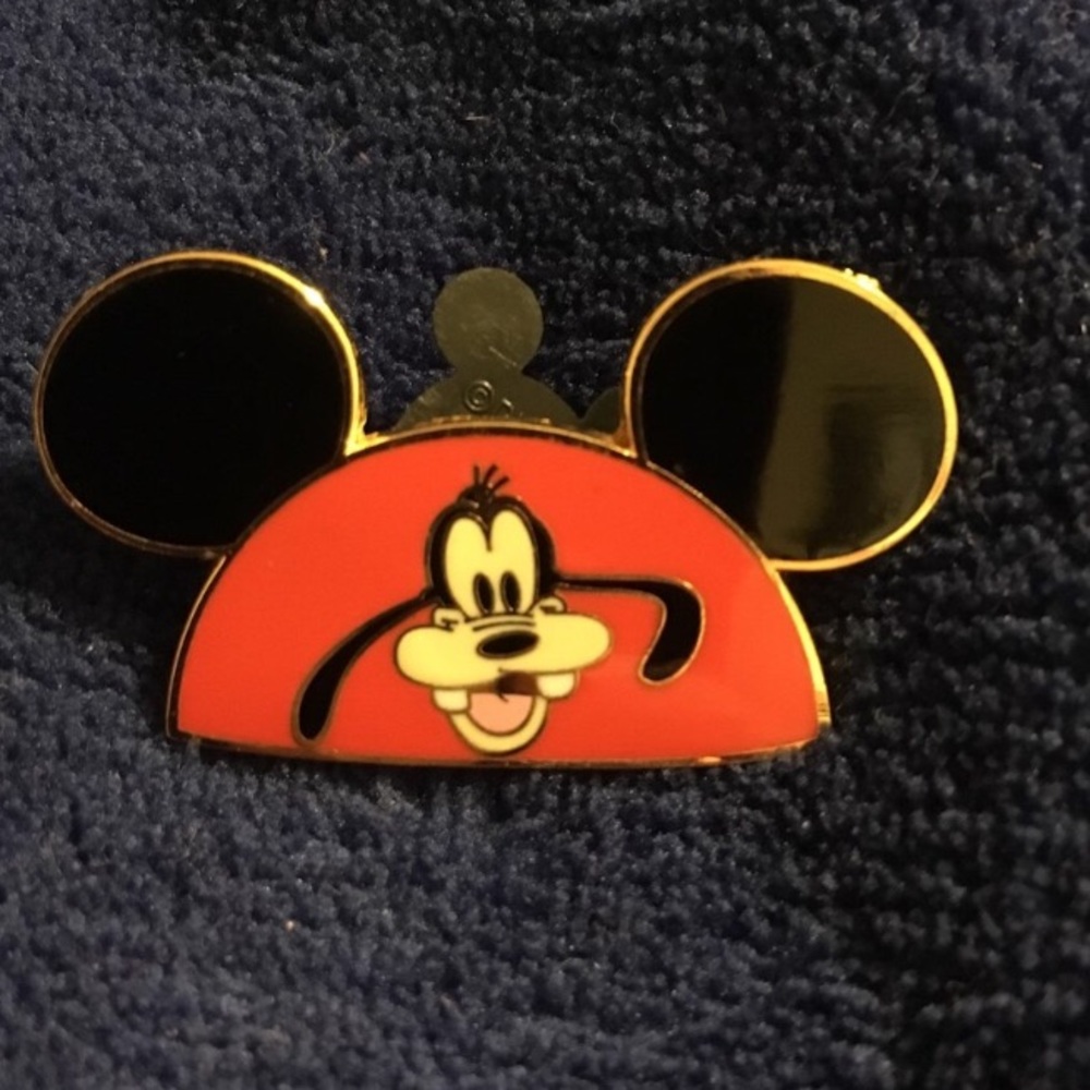 Goofy Ears Disney pin