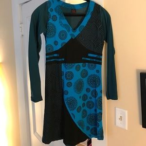 Patterned long sleeve dress