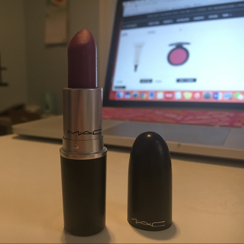 MAC Lipstick Plumful