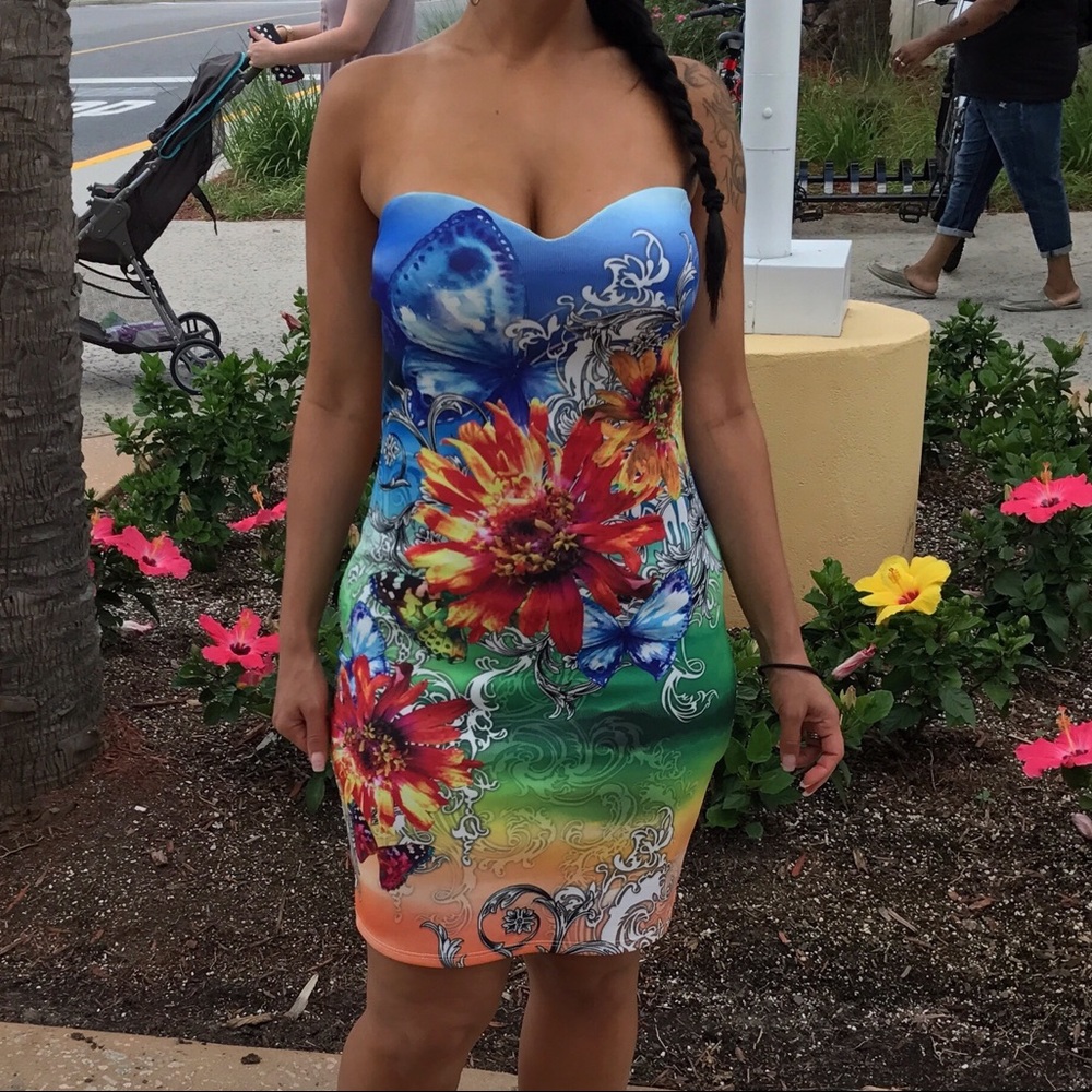 Tropical mini form fitting dress