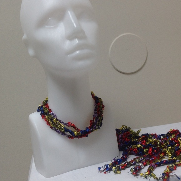 Beaded Crochet Necklace - Picture 7 of 8