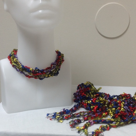 Beaded Crochet Necklace - Picture 8 of 8