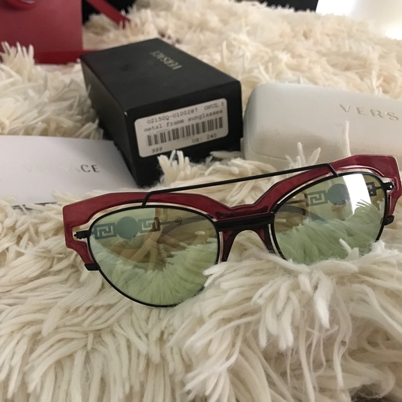 Versace sunglasses main image 4