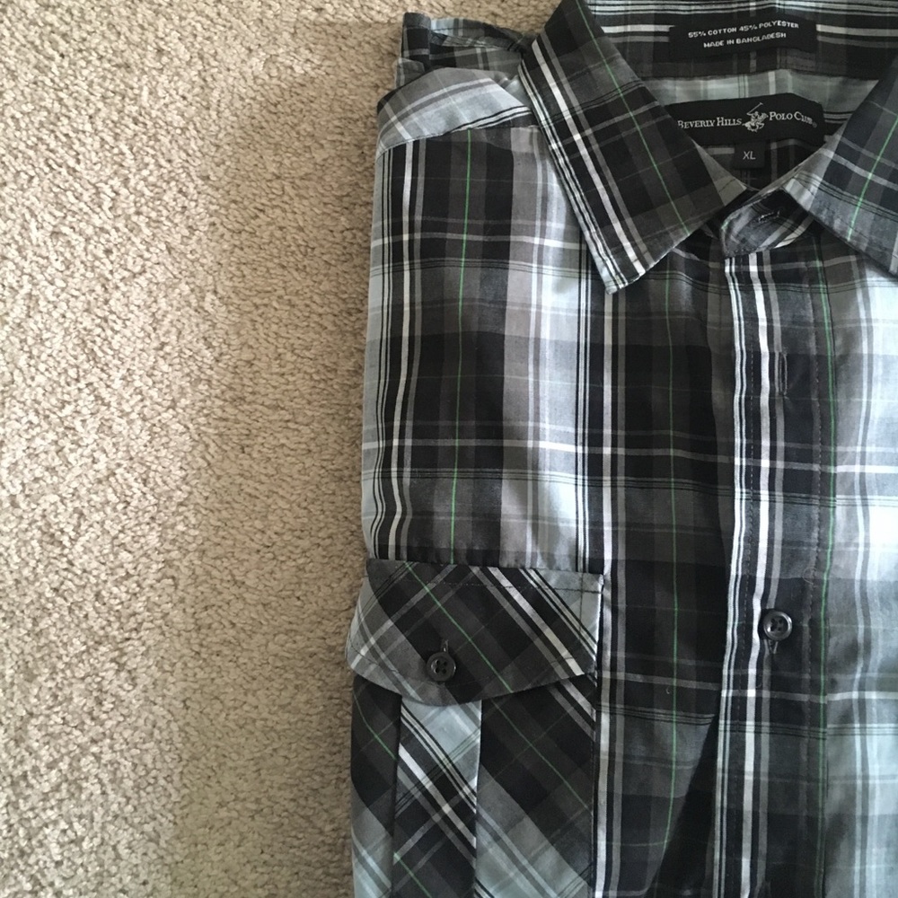 Like new button up