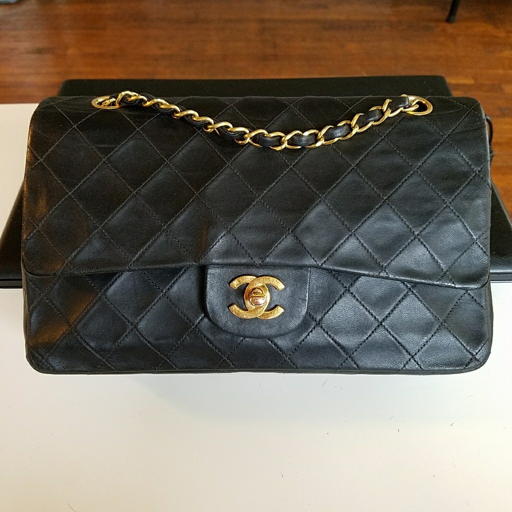 🍑SOLD!🍑Medium Chanel Double Flap Bag 2.55