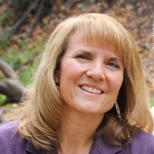 Meet your Posher, Becky