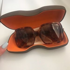 NWOT Tory Burch oversized sunglasses