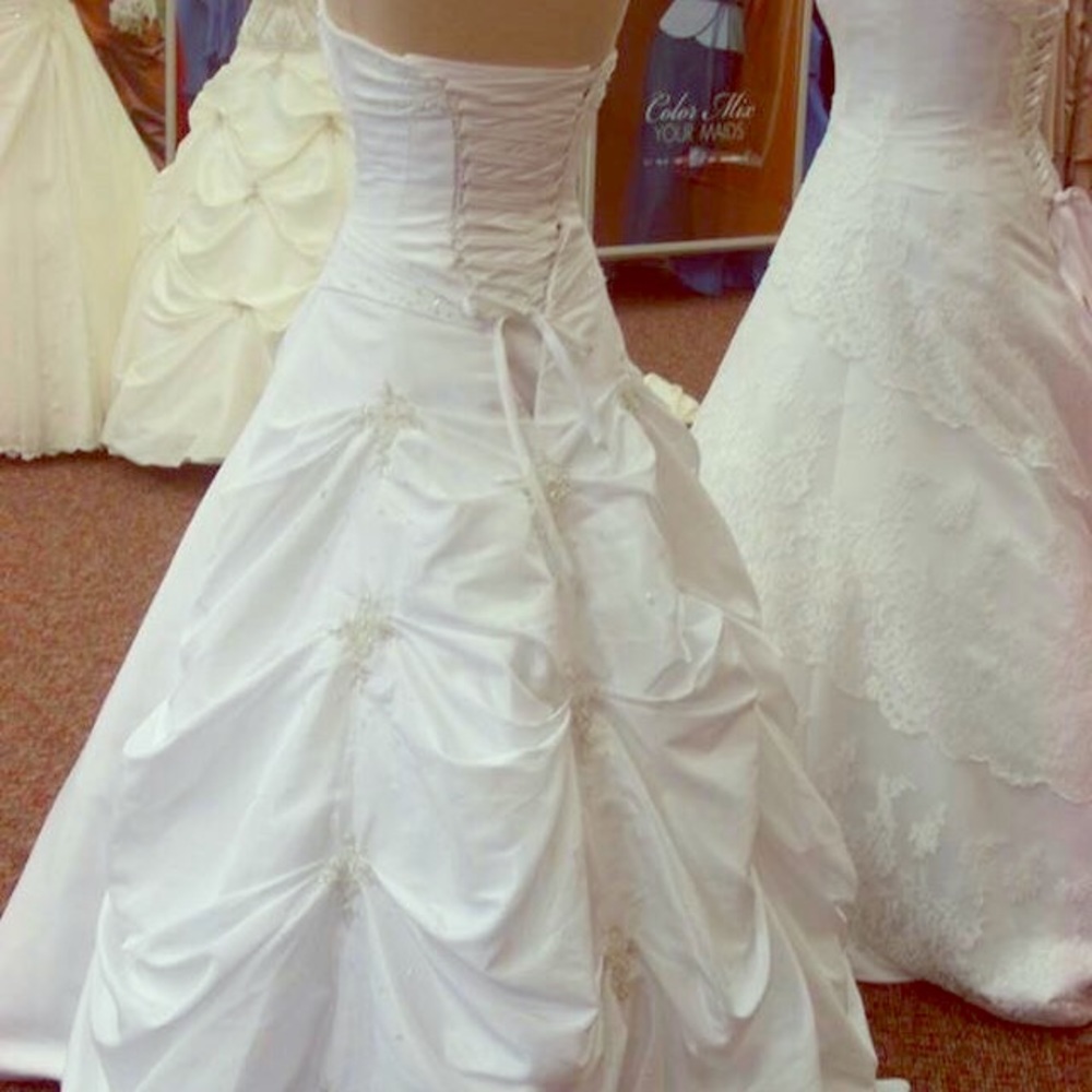 Alfred Angelo Wedding Dress/gown NWT