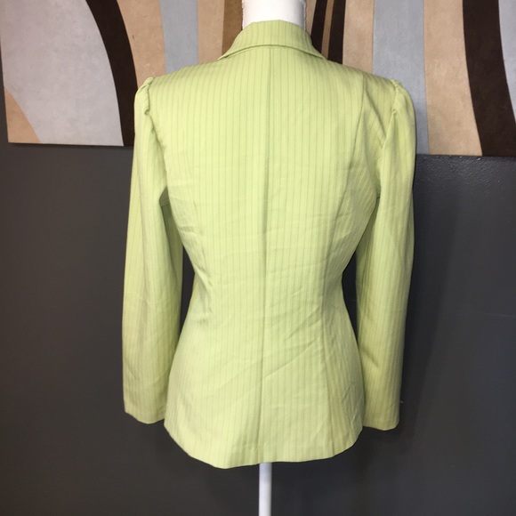 Spring Green Jacket - Picture 3 of 7