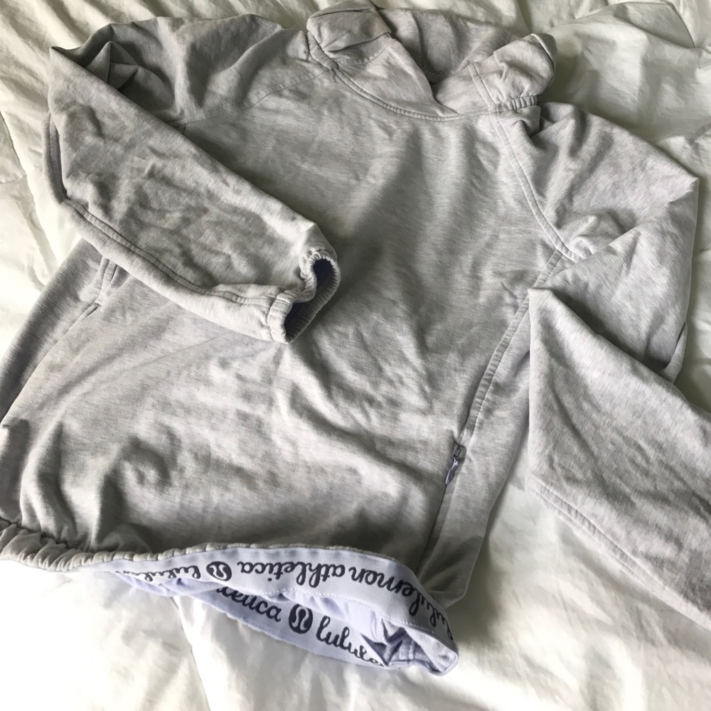 Lululemon pullover