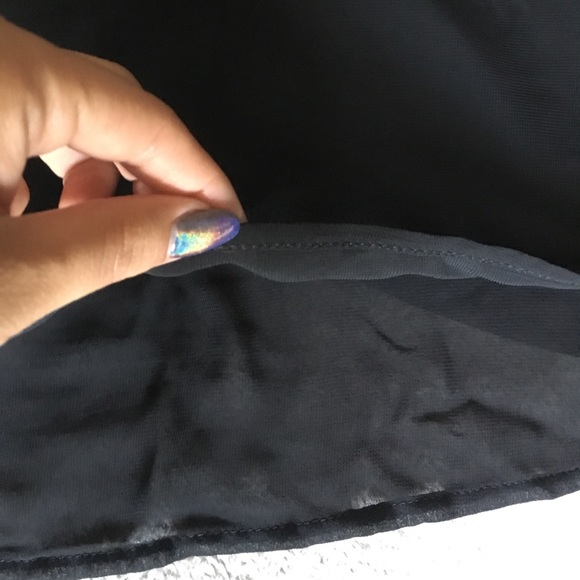 Ann Taylor Flow Tank Blck - Picture 6 of 6