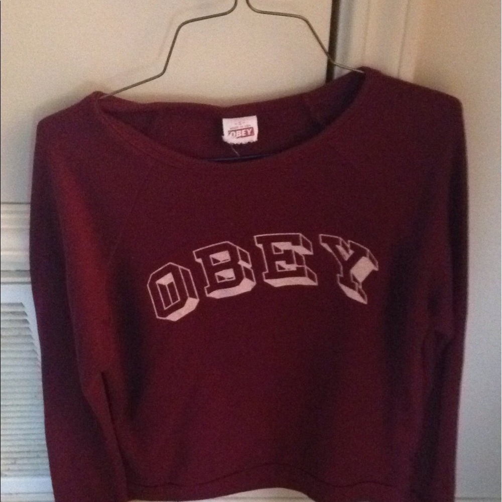 Thin sweatshirt