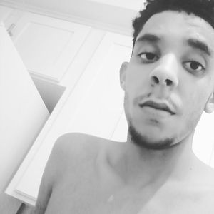 Meet your Posher, Deandre