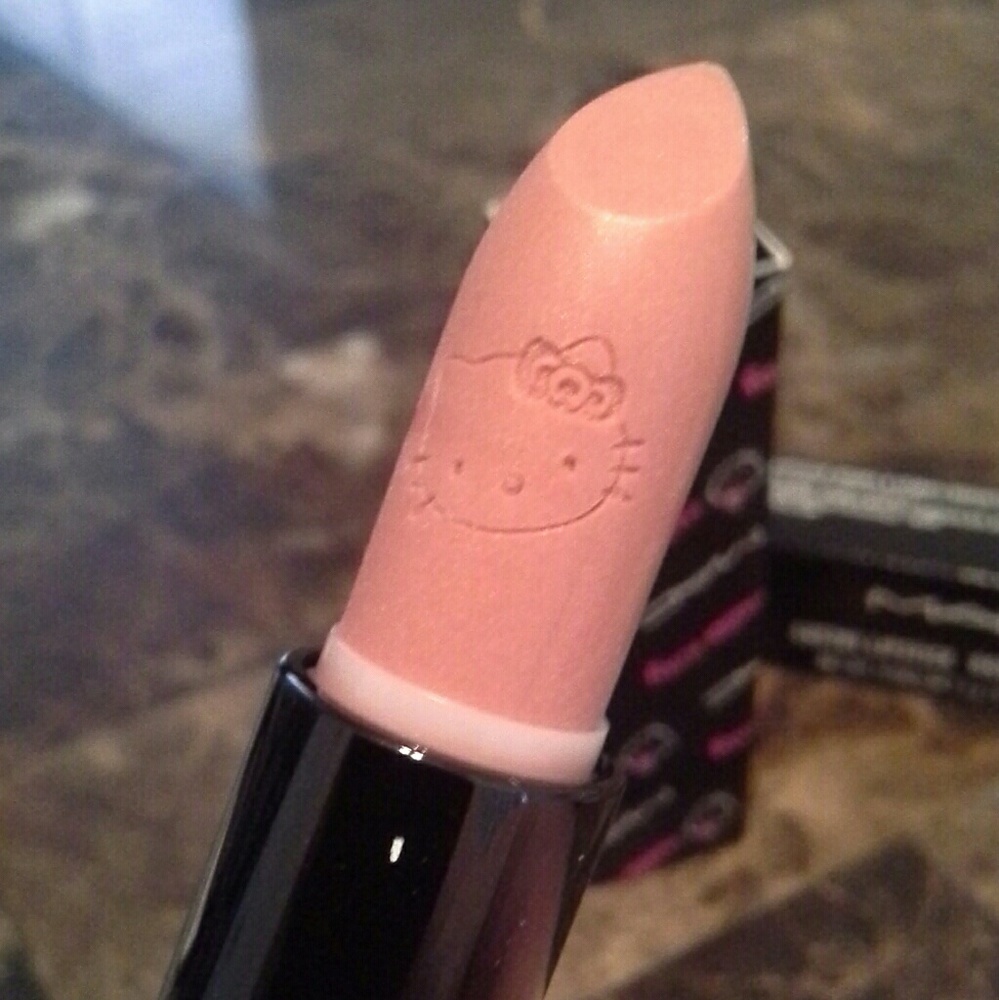 Mac Hello Kitty Collection Lipstick. NIB/ FINAL $ - Picture 2 of 3