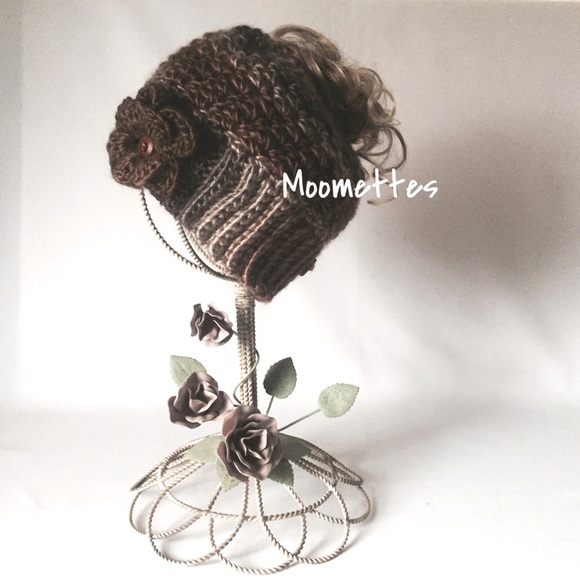 Handmade Beanie Messy Bun Hat Brown Taupe Crochet - Picture 2 of 5