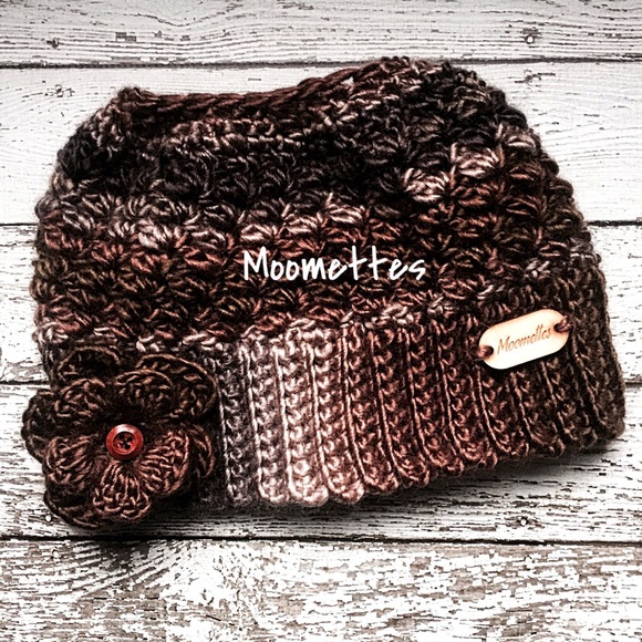 Handmade Beanie Messy Bun Hat Brown Taupe Crochet - Picture 3 of 5