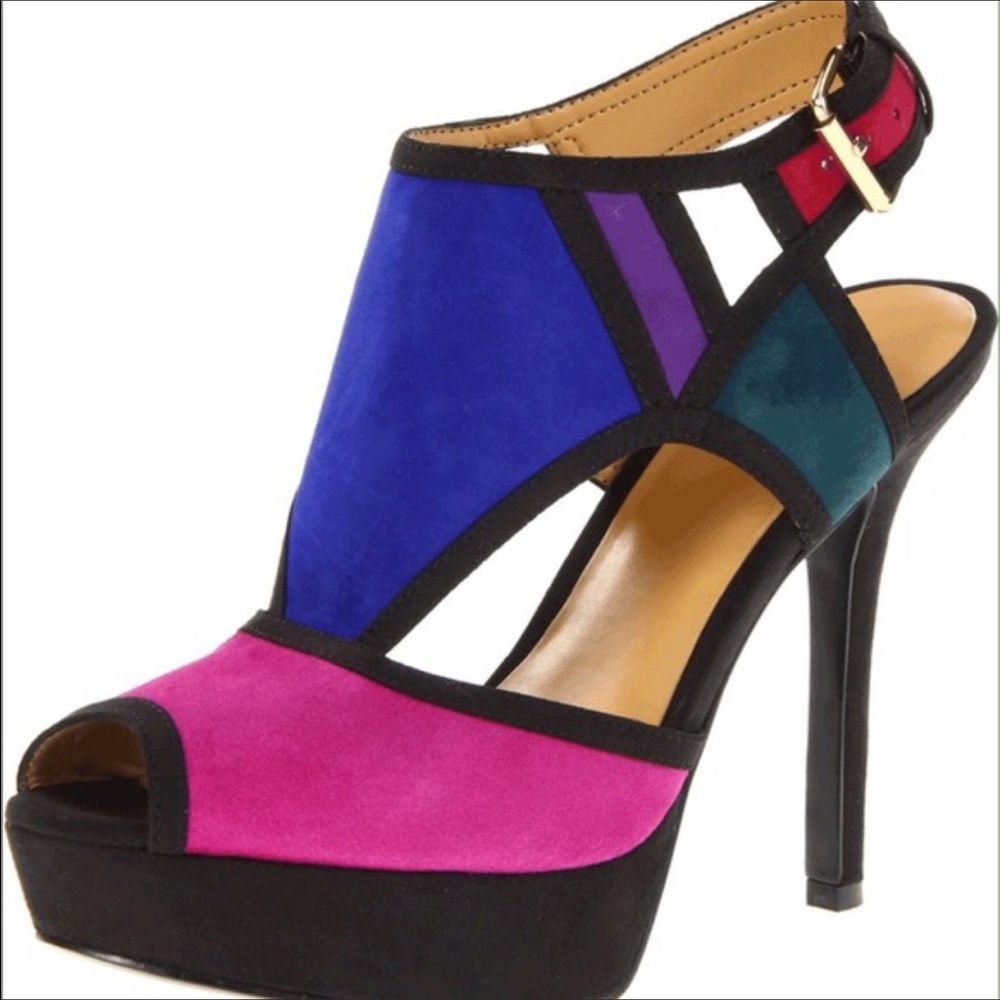 Nine West Color Blocking Peep toe platform
