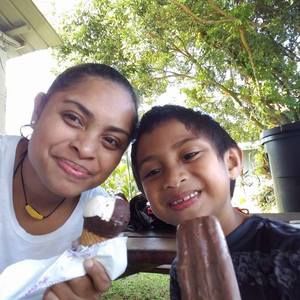 Meet your Posher, Theola