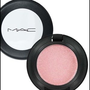 MAC Single Eyeshadow