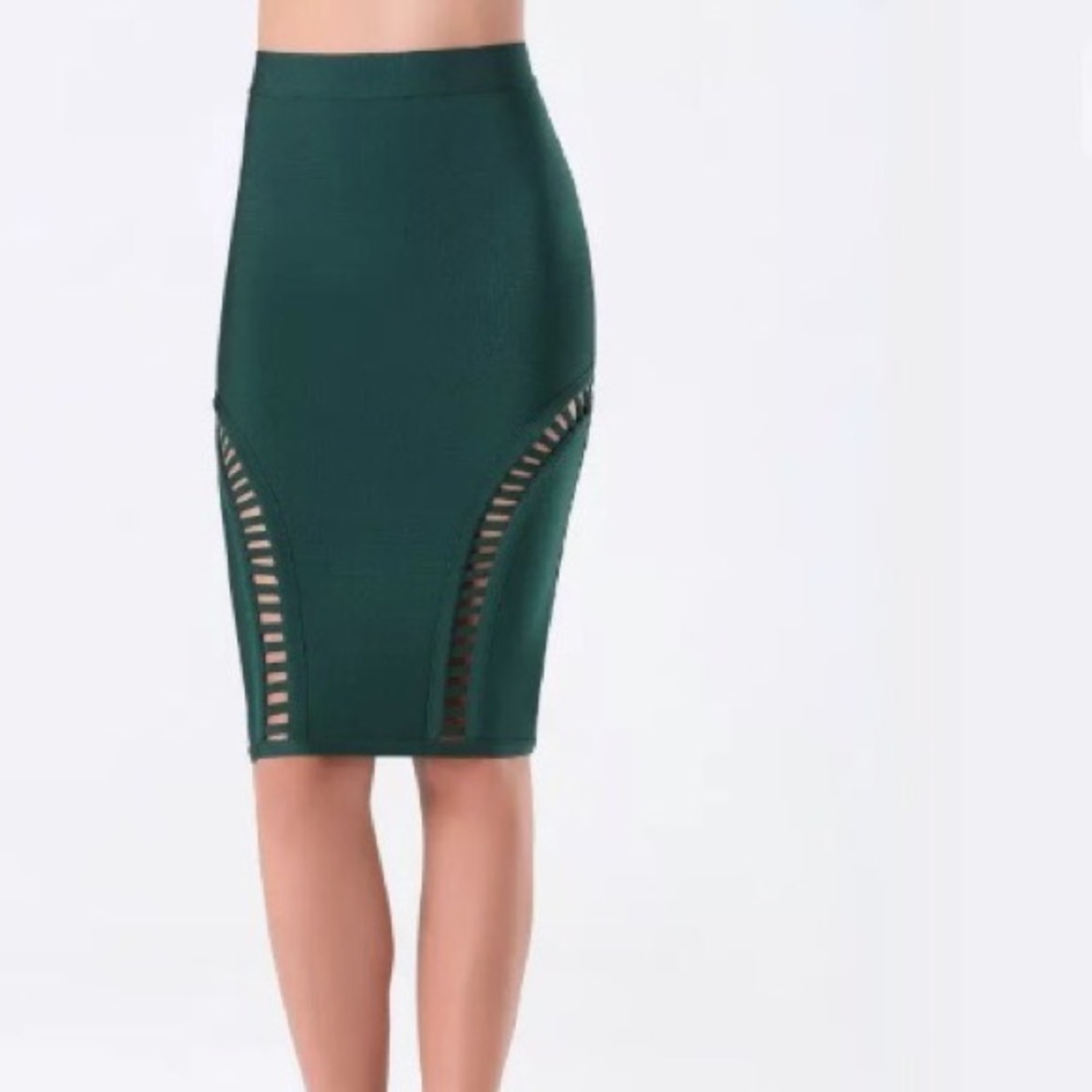 Bebe skirt