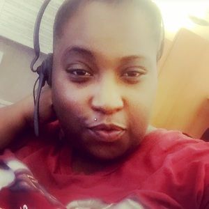 Meet your Posher, Latisha