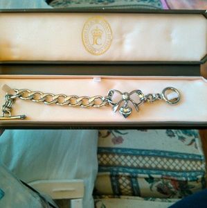 Heart link charm bracelet