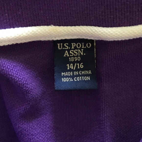 Polo - Picture 2 of 2