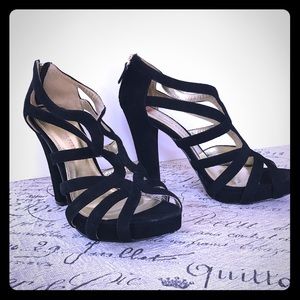 Elaine Turner high heel platform sandals. 10