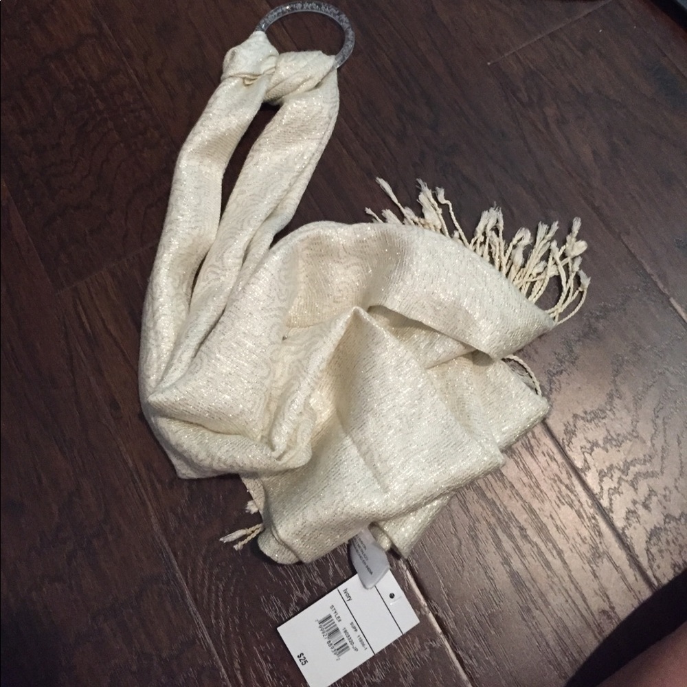 Ivory scarf