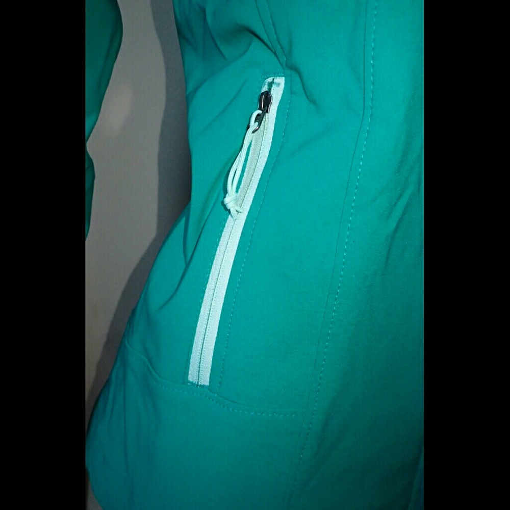 The North Face Green Zip Up Jacket XS - NWT - Picture 4 of 6