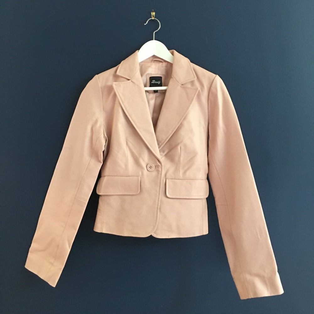 Fitted dusty rose leather blazer
