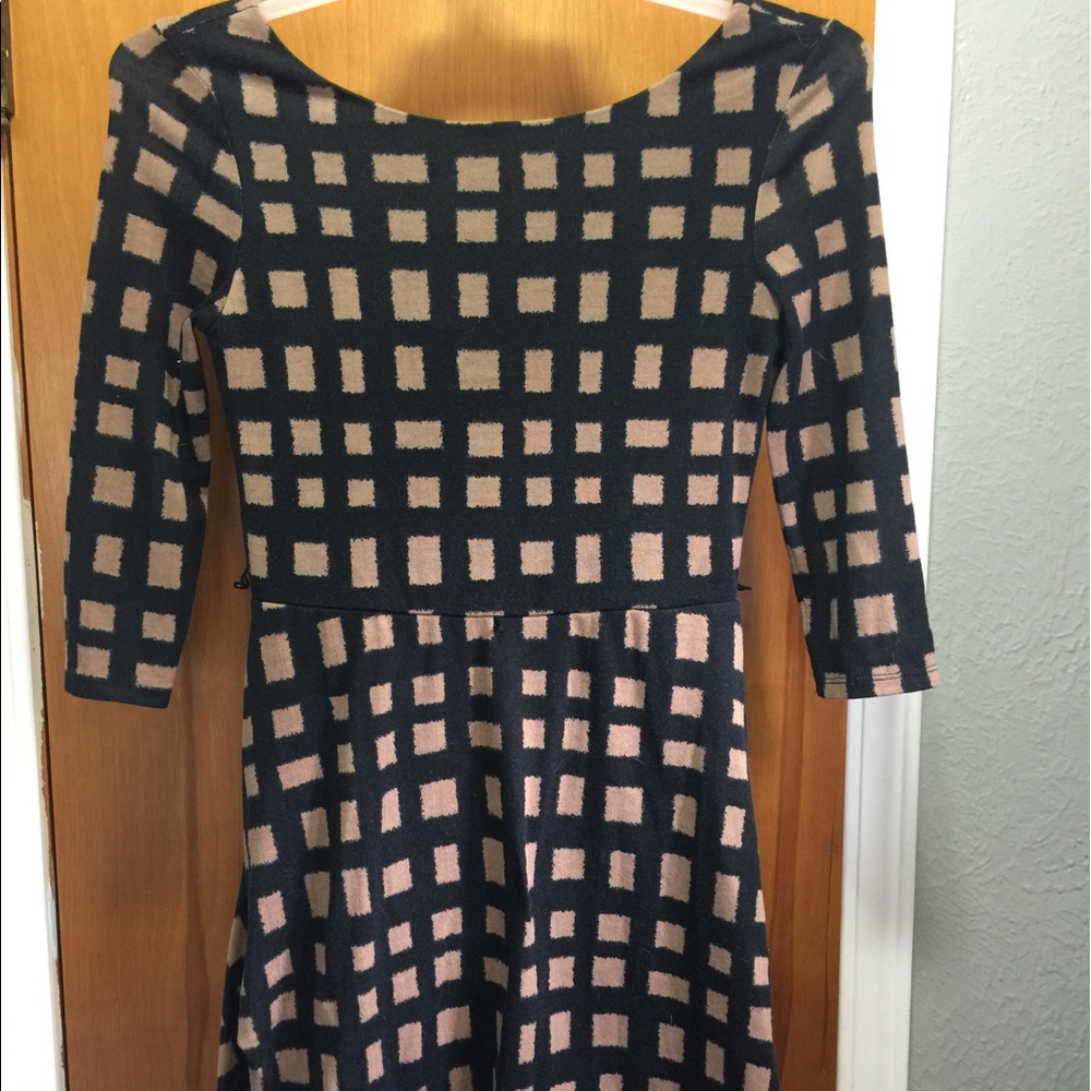 Black and tan dress