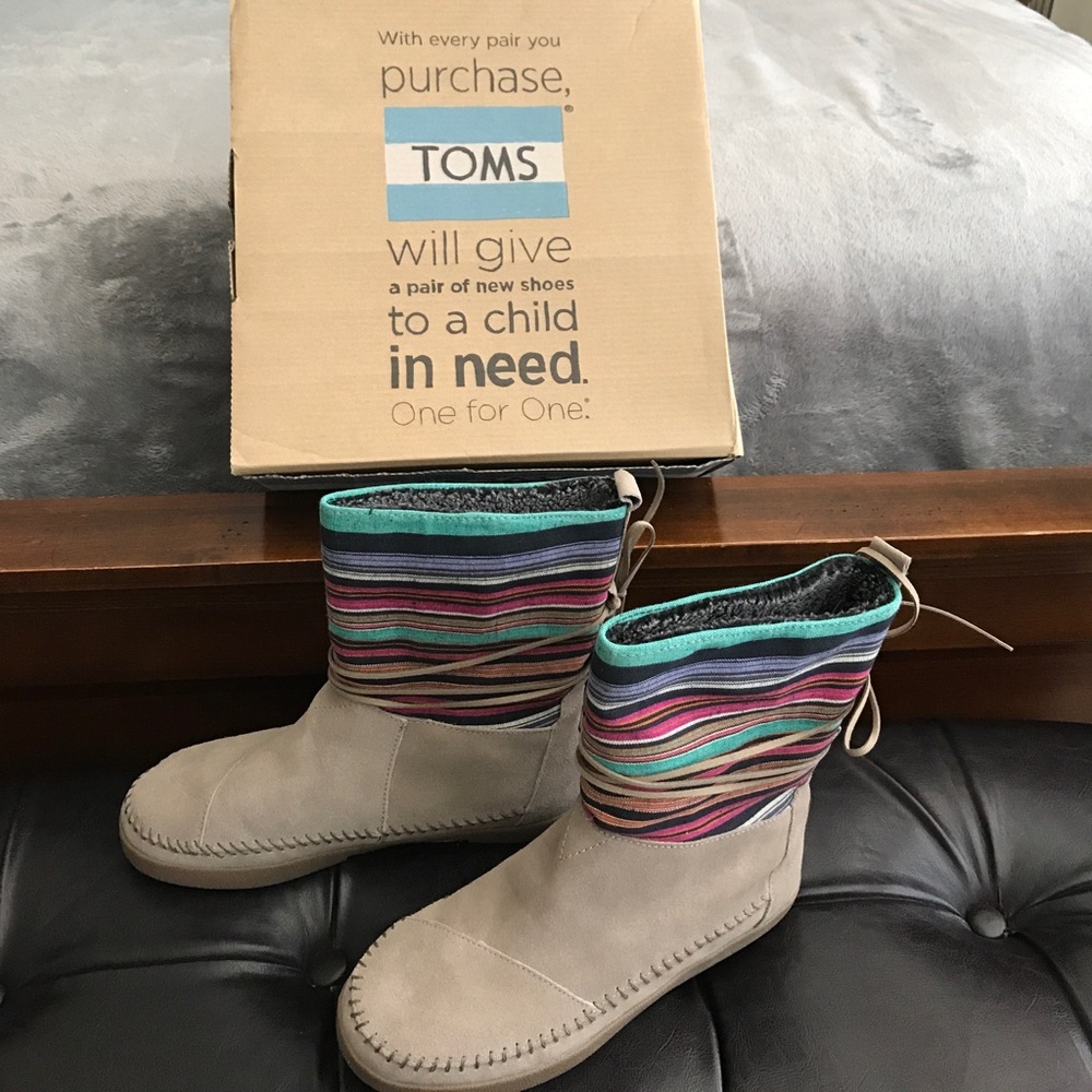 TOMS Nepal boot