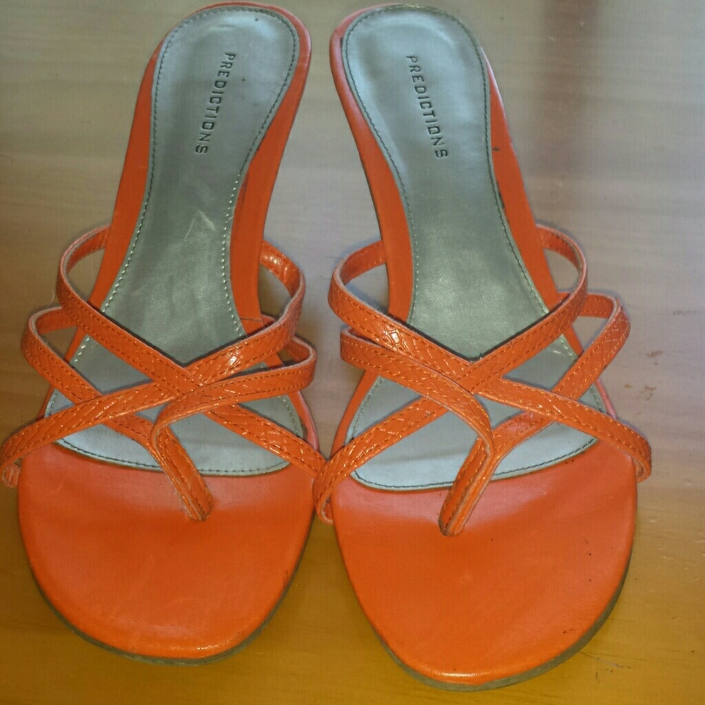 Ladies orange heels size 8.5