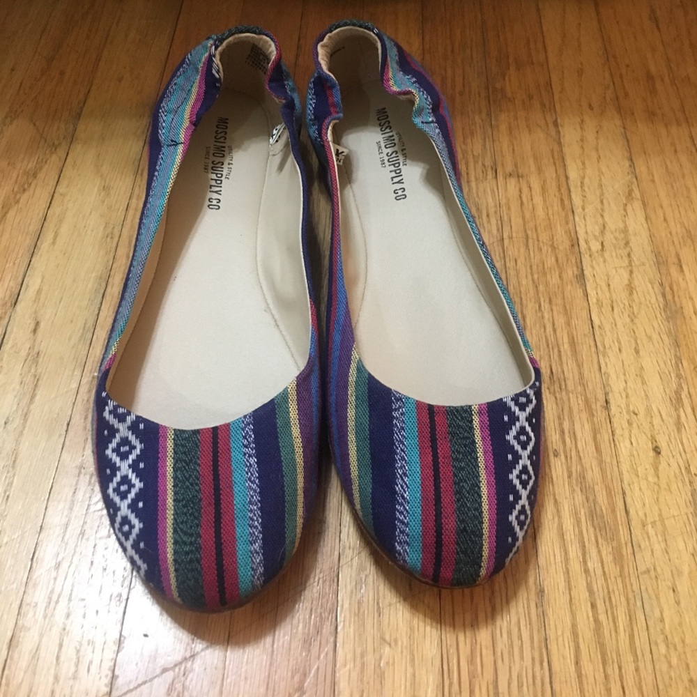 Geometric Flats ☀️