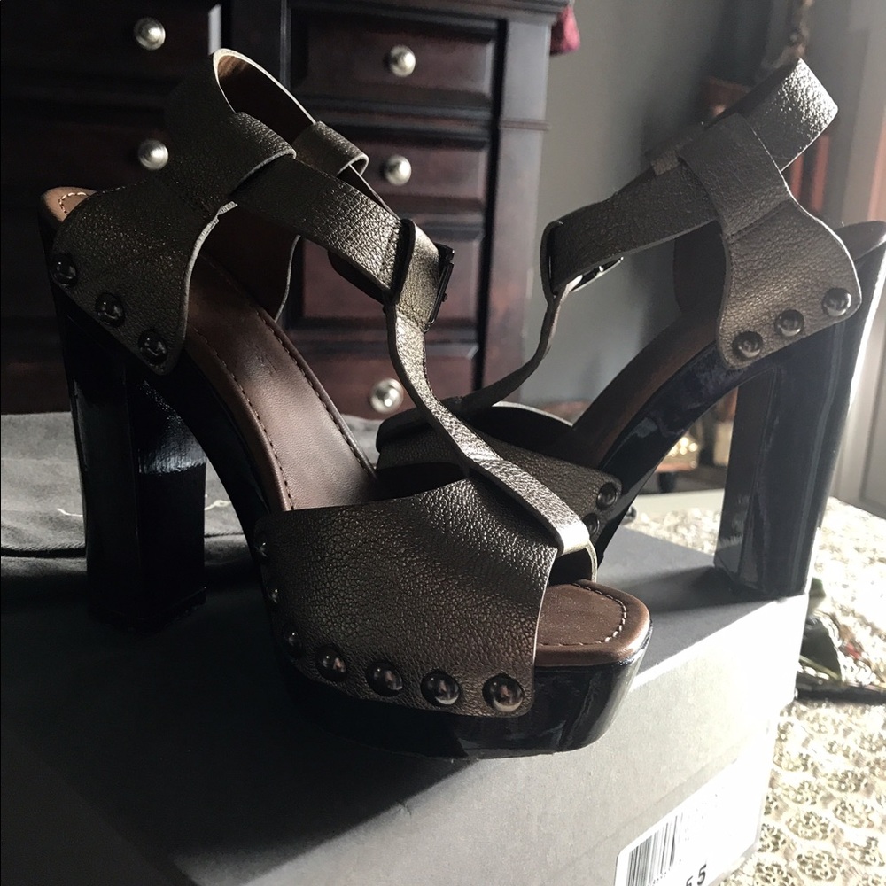UGG Collection W Fiorella Old Gold 5.5