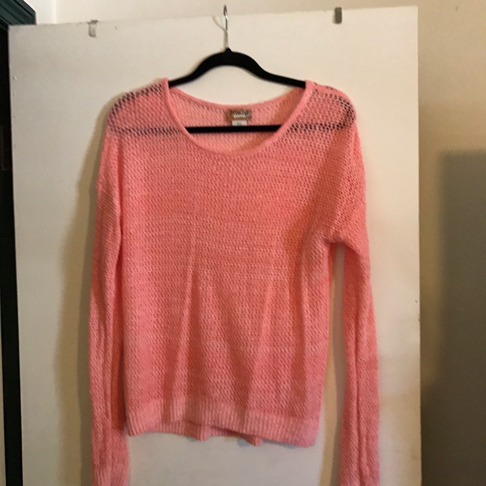 Meet your Posher, Crystal