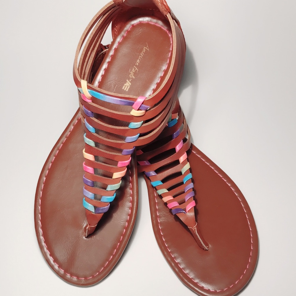 Sandals - Picture 2 of 6