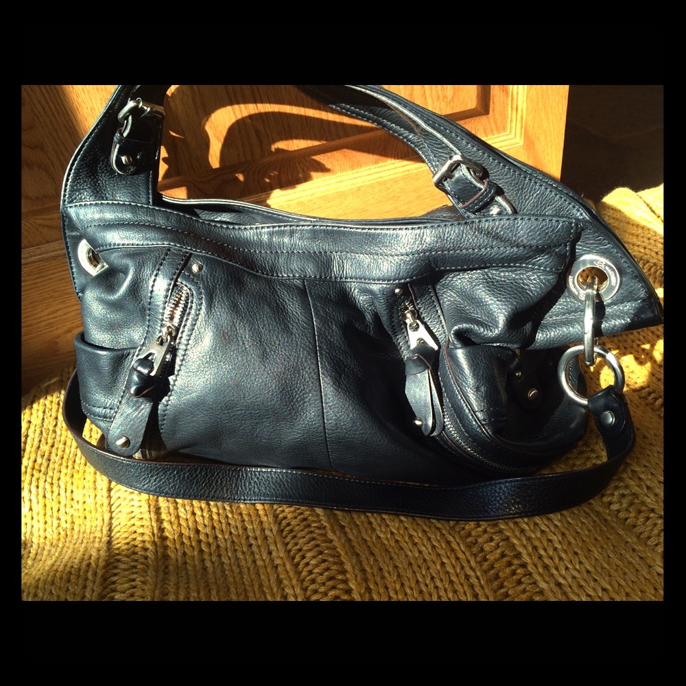 B Makowsky shoulder bag
