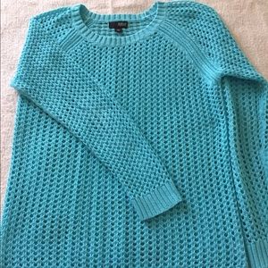 Open knit long sleeve, light weight sweater. Open knit long sleeve, light weight sweater.