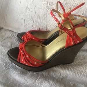 🍒🍒NWT RED POLKA DOT CHARLOTTE RUSSE WEDGES🍒🍒